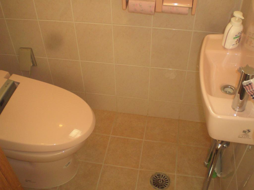 Minshuku Shizu Hotel Onna Szoba fotó